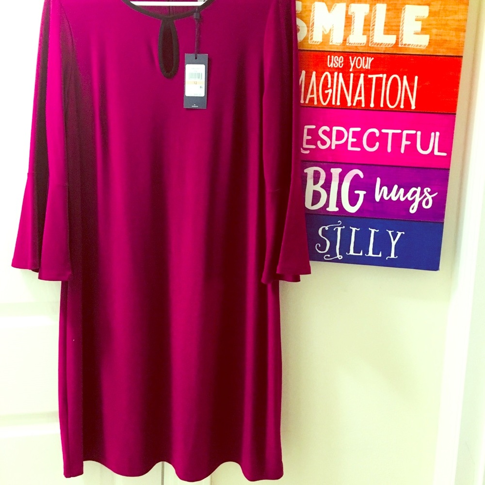 New Tommy Hilfiger  bell sleeve dress!!!